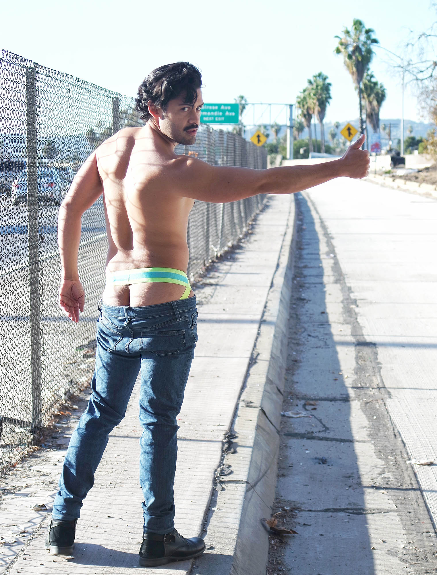 – EXPLICIT CONTENT – «LEO, THE HITCHHIKER –  PART 1» – Leo by Ryan Stanford.