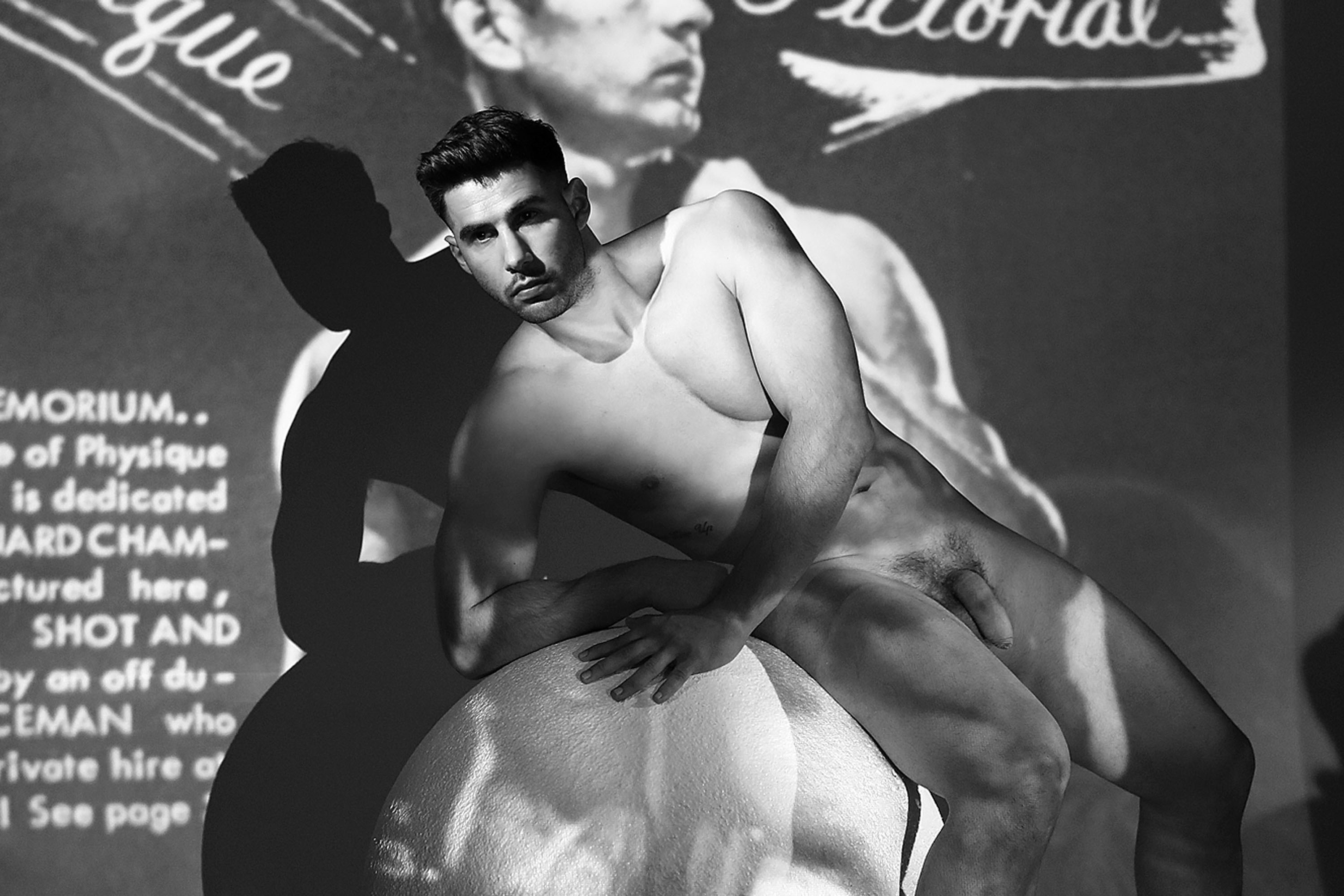– NSFW – «PHYSIQUE PICTORIAL. PROJECTIONS»  by V. Valeodis for Philomale.