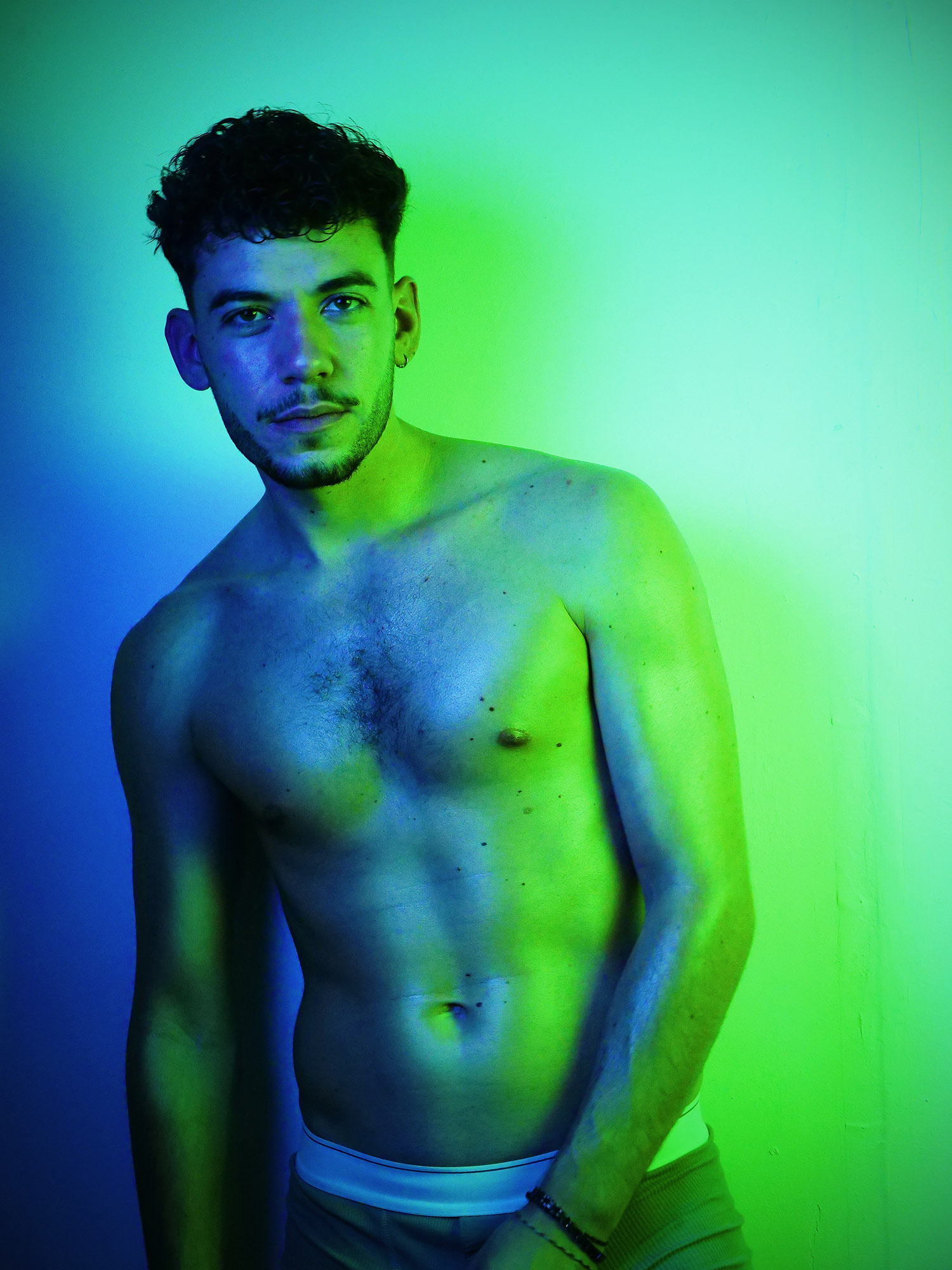 «LOS CHICOS DE JOHN: SERGIO» – Sergio Fernández by John Aguiler.