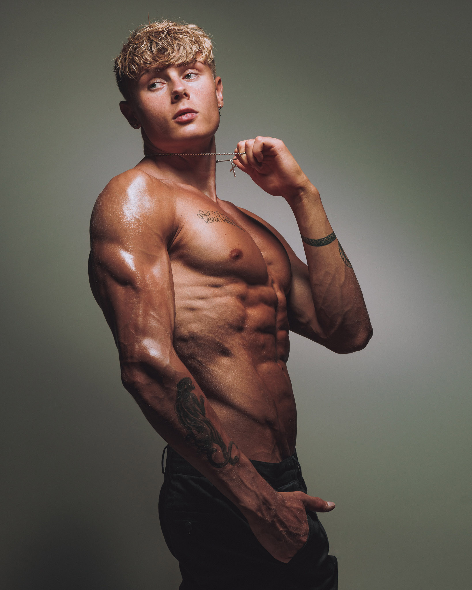 Elias by Alexander Store. – Eroticco Magazine