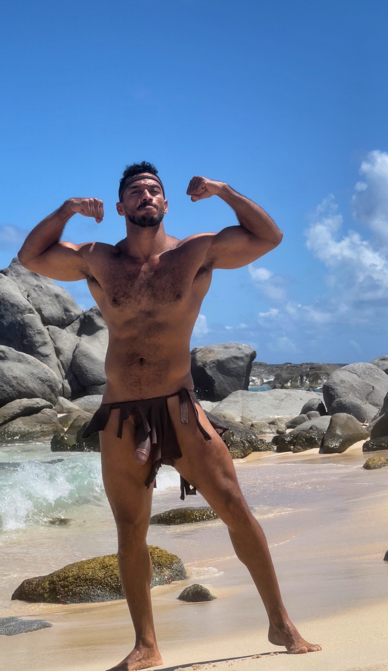 EXPLICIT CONTENT – Borja by Carlos González.