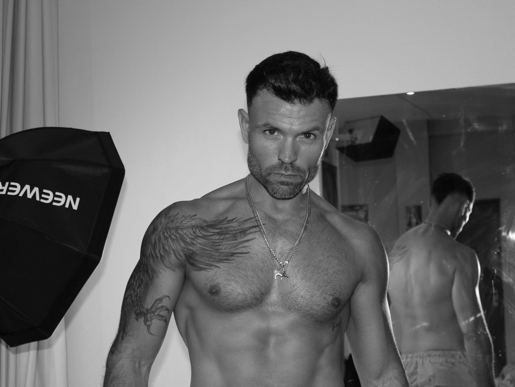 Fran Guillén by Andrea Becchiatto.