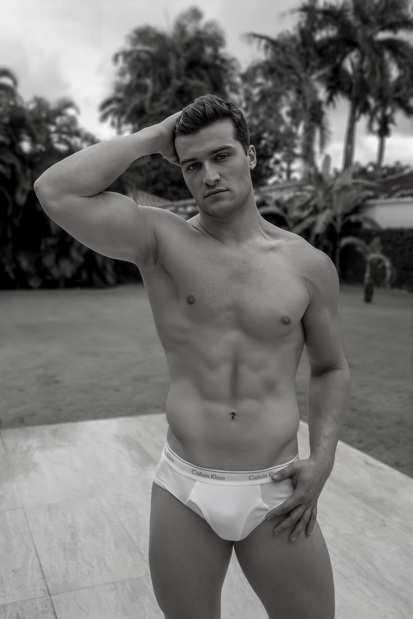 PAU TUBERT BY ALE VIERA.