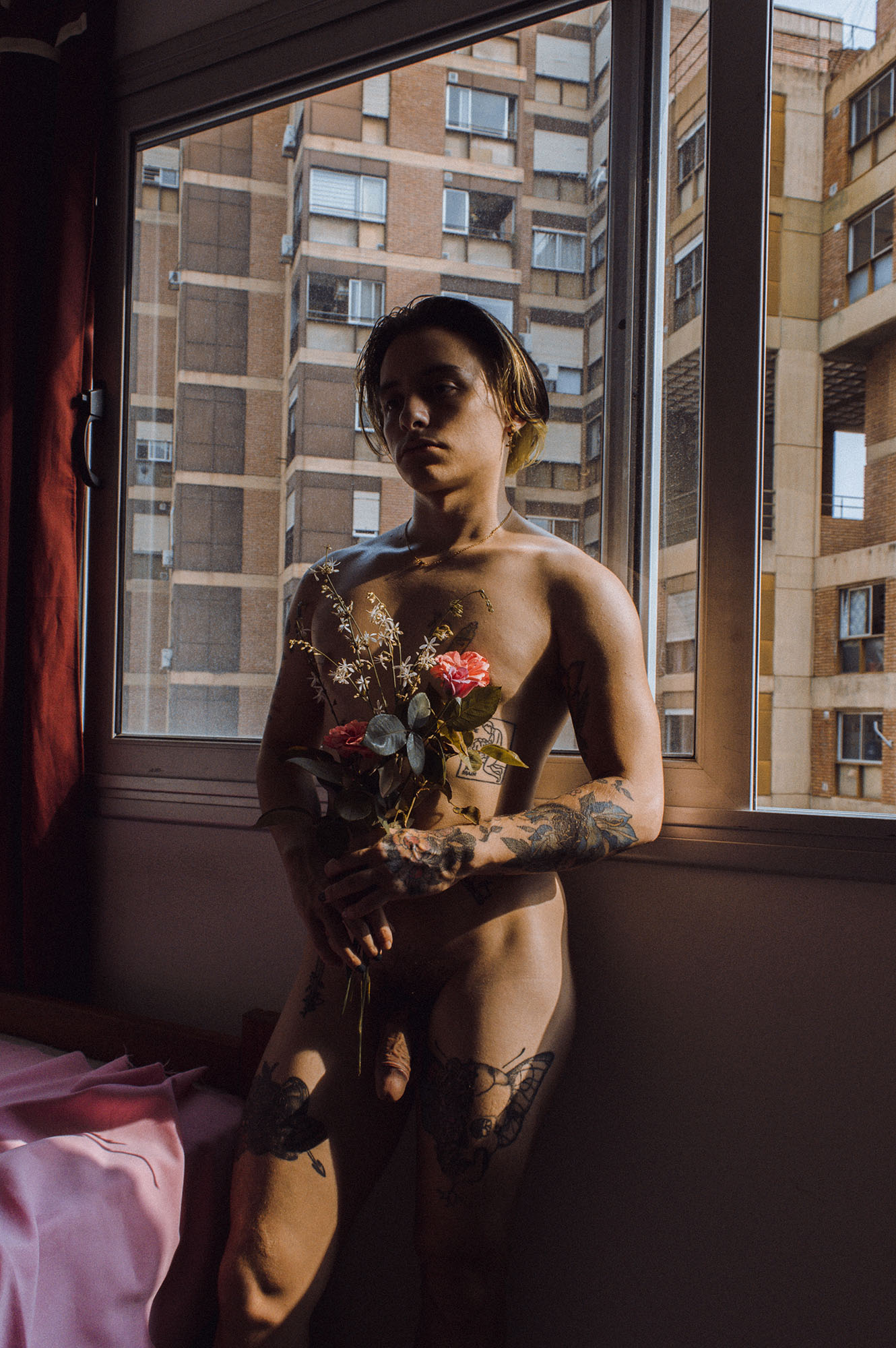 EXPLICIT CONTENT – «GLIMS OF PINK» – Luciano Gastaldi by Charlie Rojas.