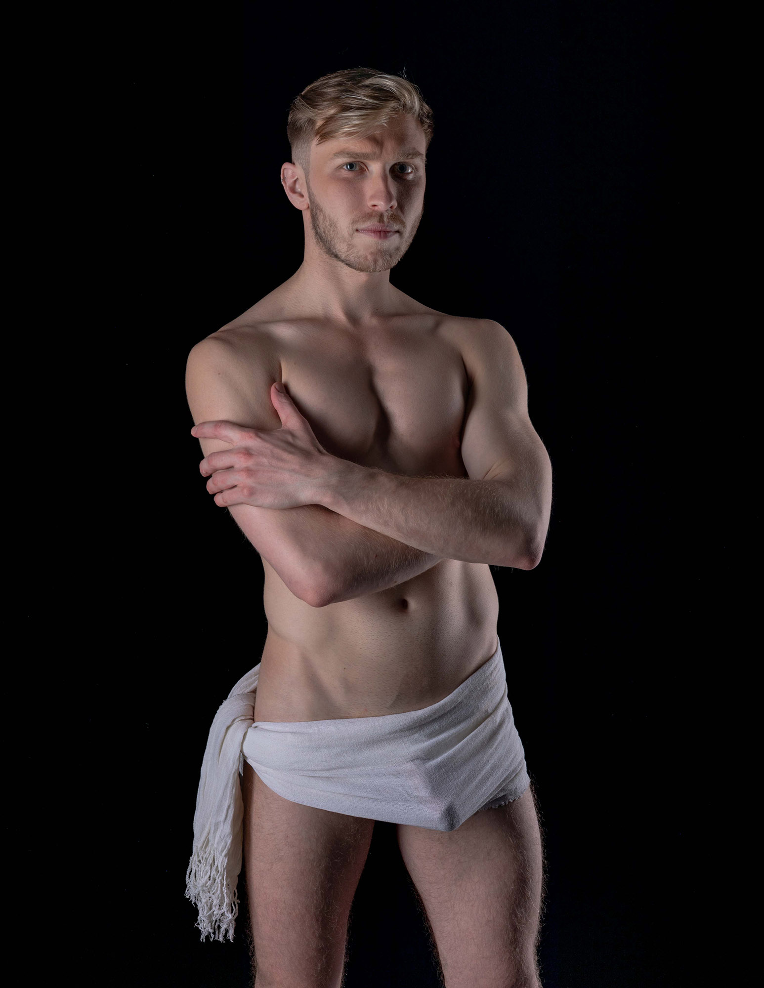 «THE BLOND FROM THE NEIGHBORHOOD» – MATEO BY AGUS M.