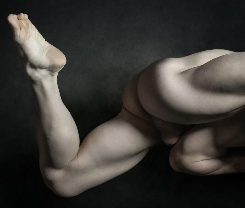 NSFW – “BOTTOMS” by Enrique Toribio.