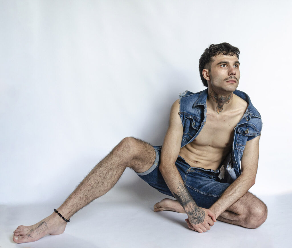 EXPLICIT CONTENT – Anatoly by Igor Yermakov.