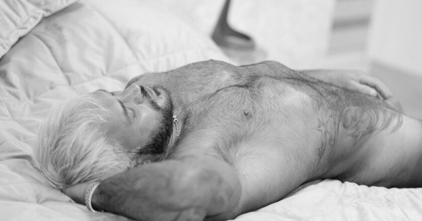 EXPLICIT CONTENT – «MALE FANTASY» by Starlight Monkey.