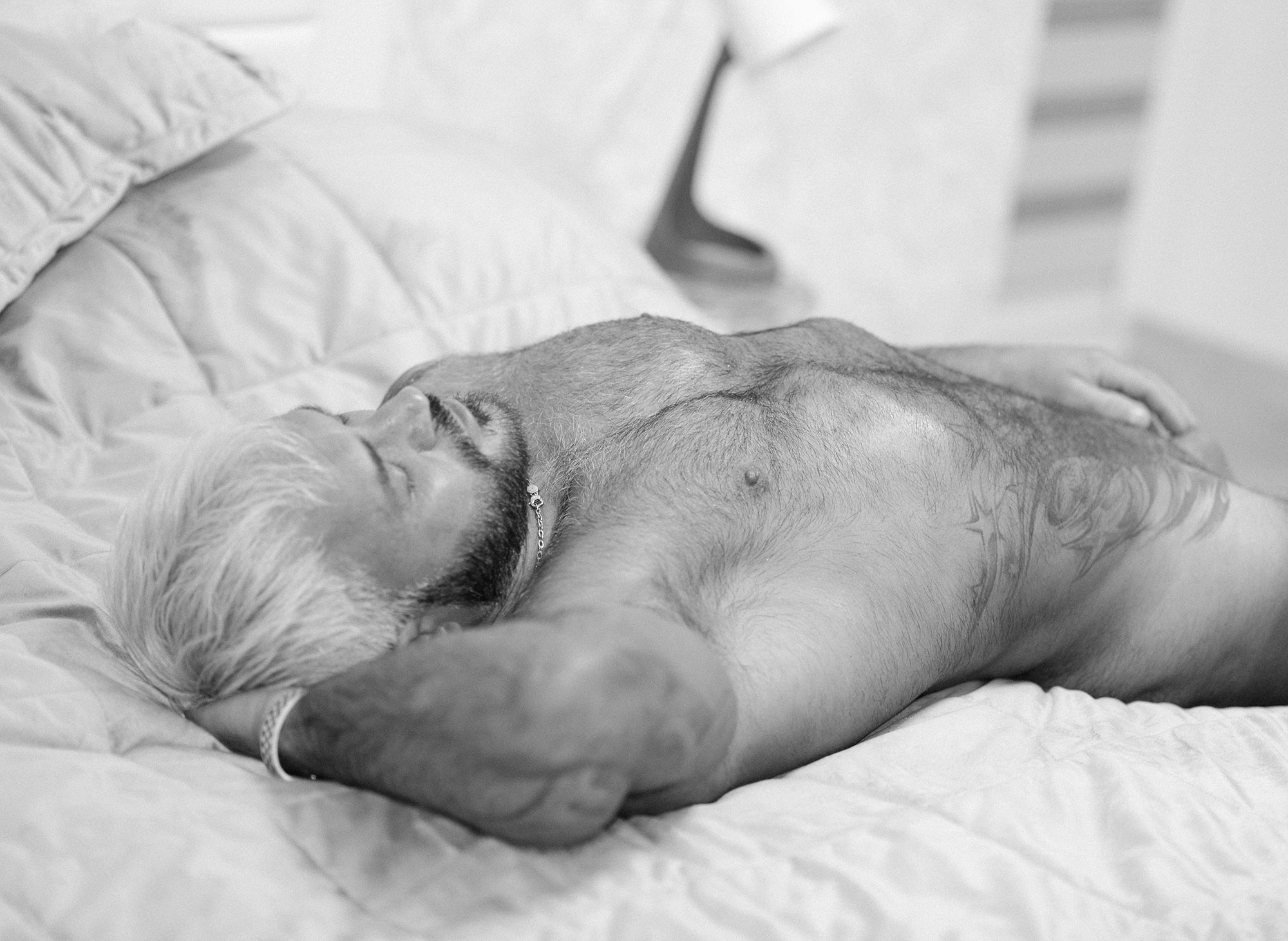 EXPLICIT CONTENT – «MALE FANTASY» by Starlight Monkey.