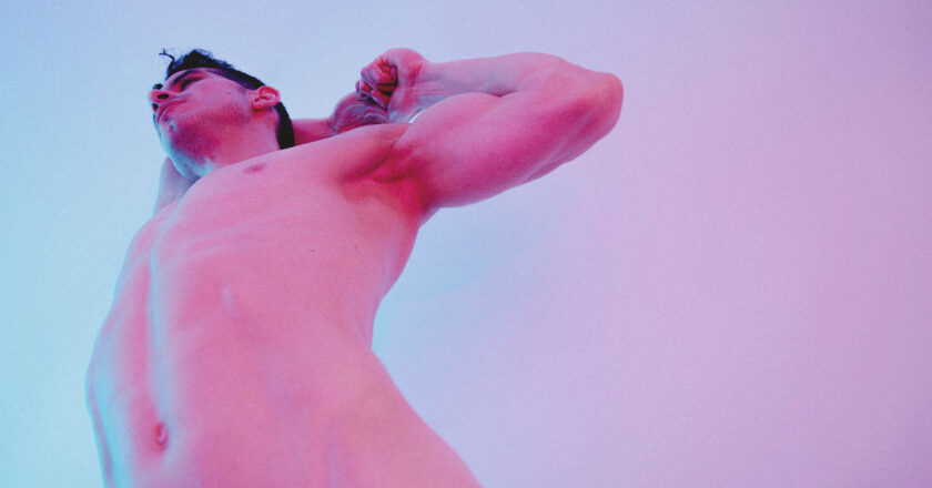 EXPLICIT CONTENT – «GLITTER AND TEMPTATION» – Briant Pinto by Jonathan Reiccholz.