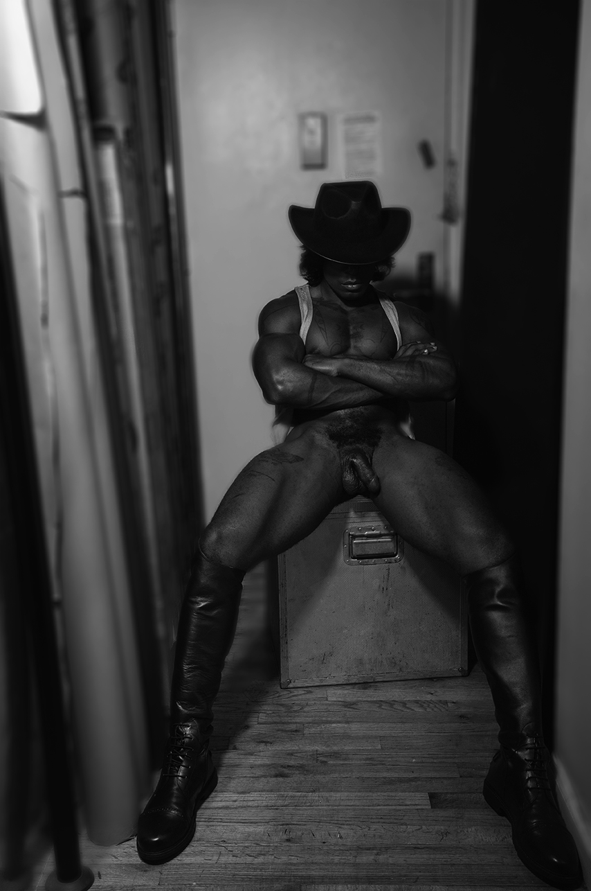 NSFW – ‘A NEW «SECS» ICON’ – Jonzu by Kevin D. Hoover.