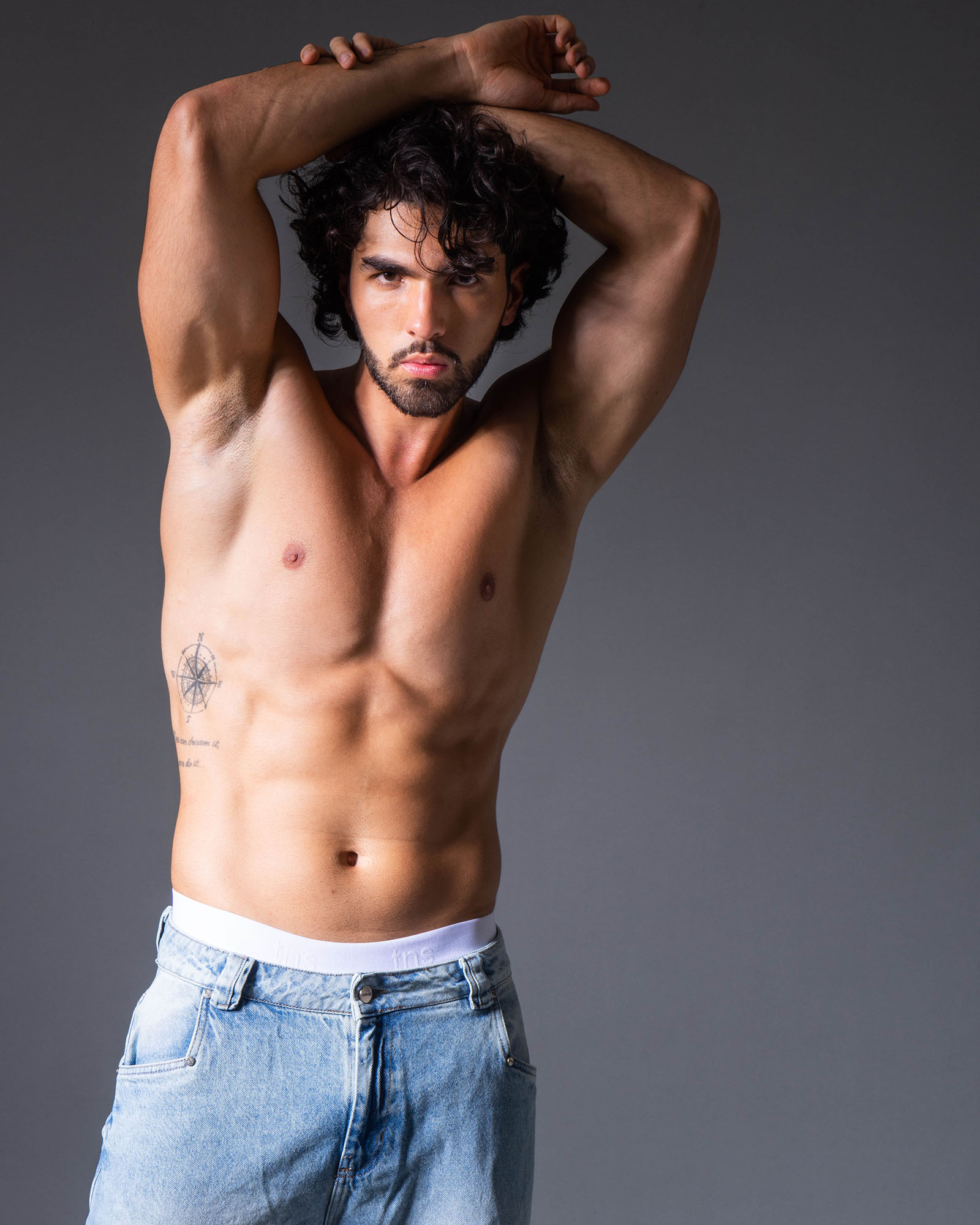 Sergio Gil by Andrés Montaño.