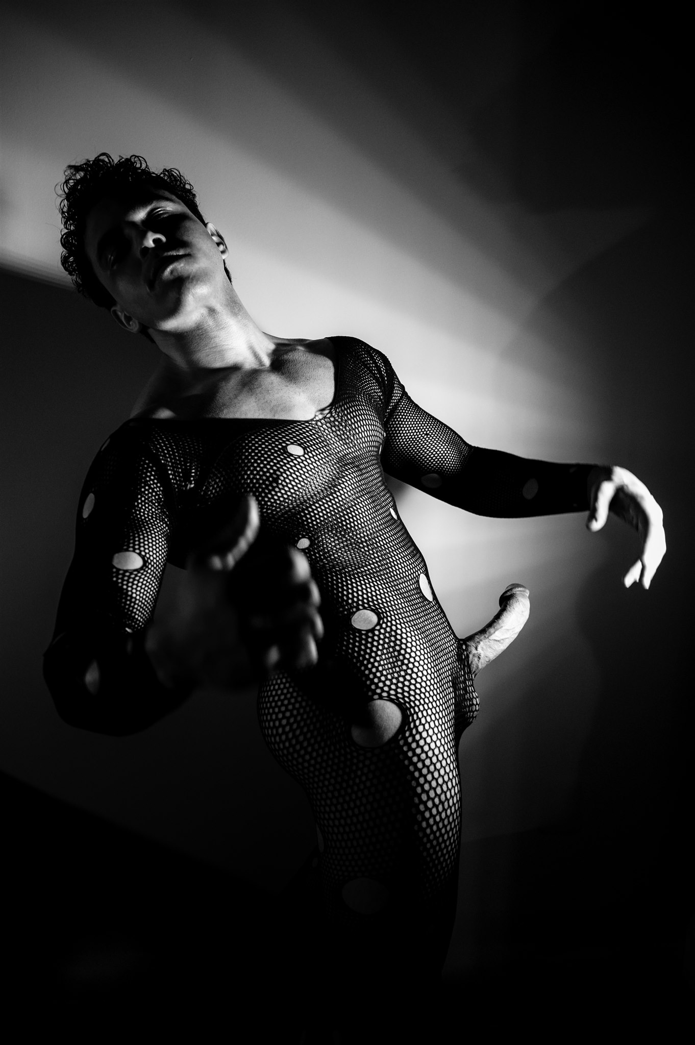 EXPLICIT CONTENT – Ish, part I. – Eroticco Magazine