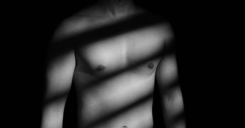 EXPLICIT CONTENT – «VOYEUR NOIR» – K by Clare Studio.