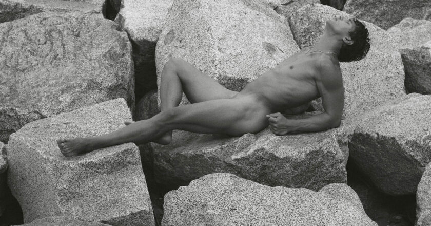 «THE SOUND OF THE TIDE» – Marino by Carlos Venegas.