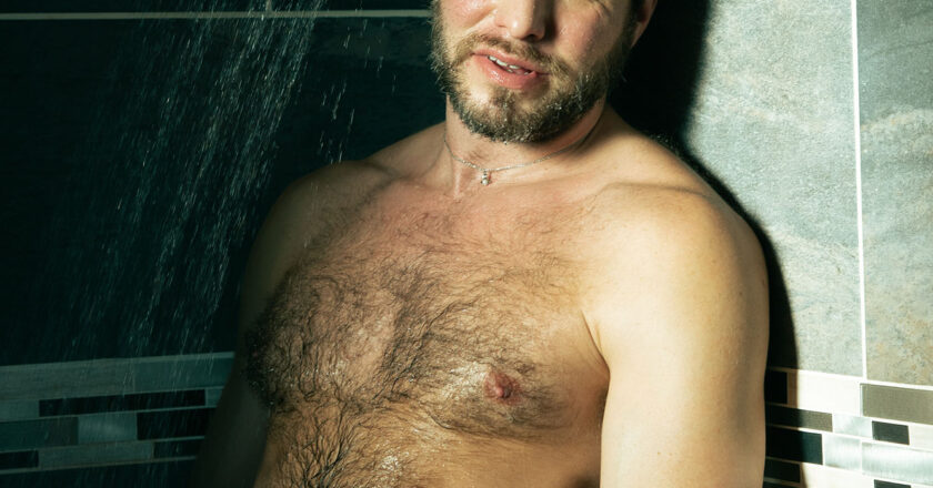 NSFW – «SHOWER WITH ME» – Lawrence by Teddy Melk.